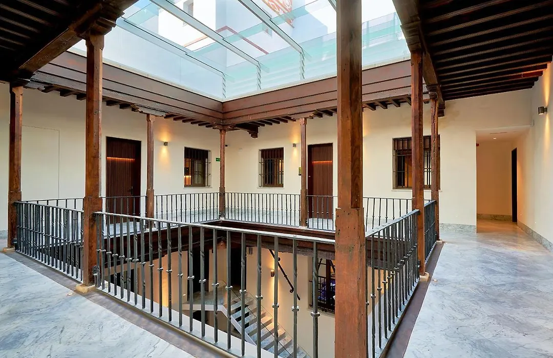 Tandem Torres de Cádiz Suites-1