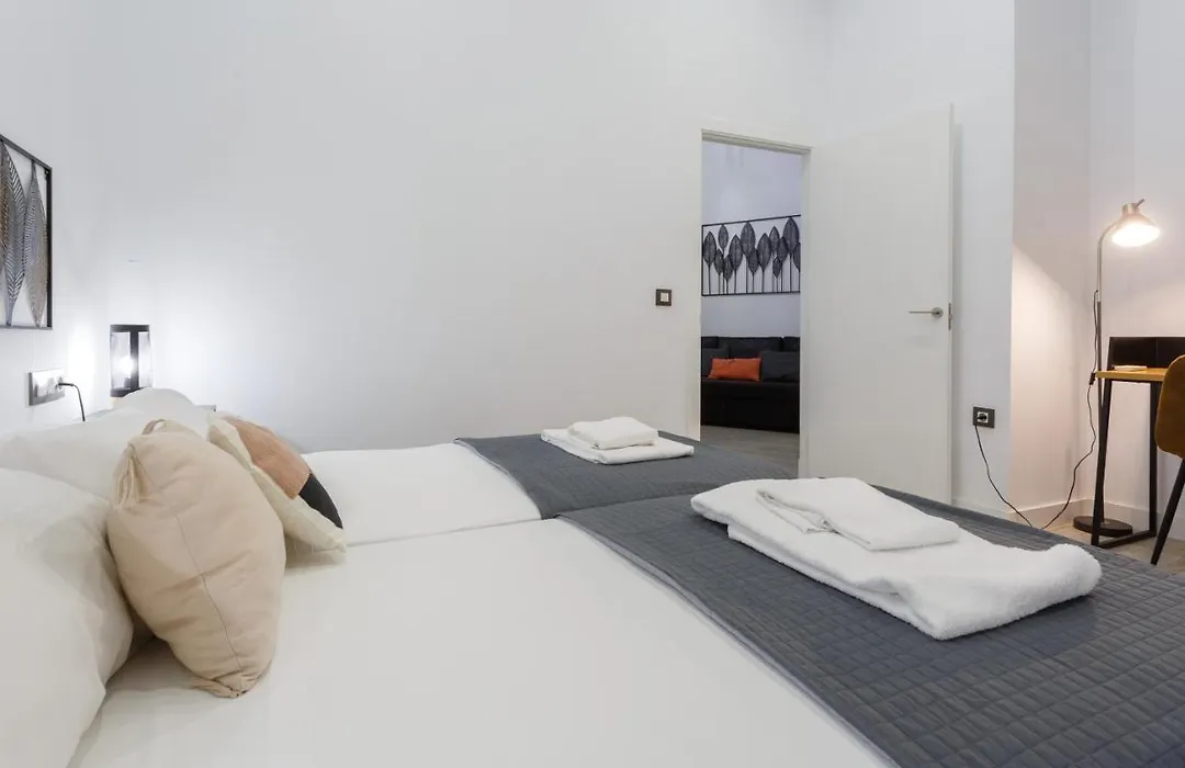 Cruise Adapted Apartment By Cadiz4Rentals-1