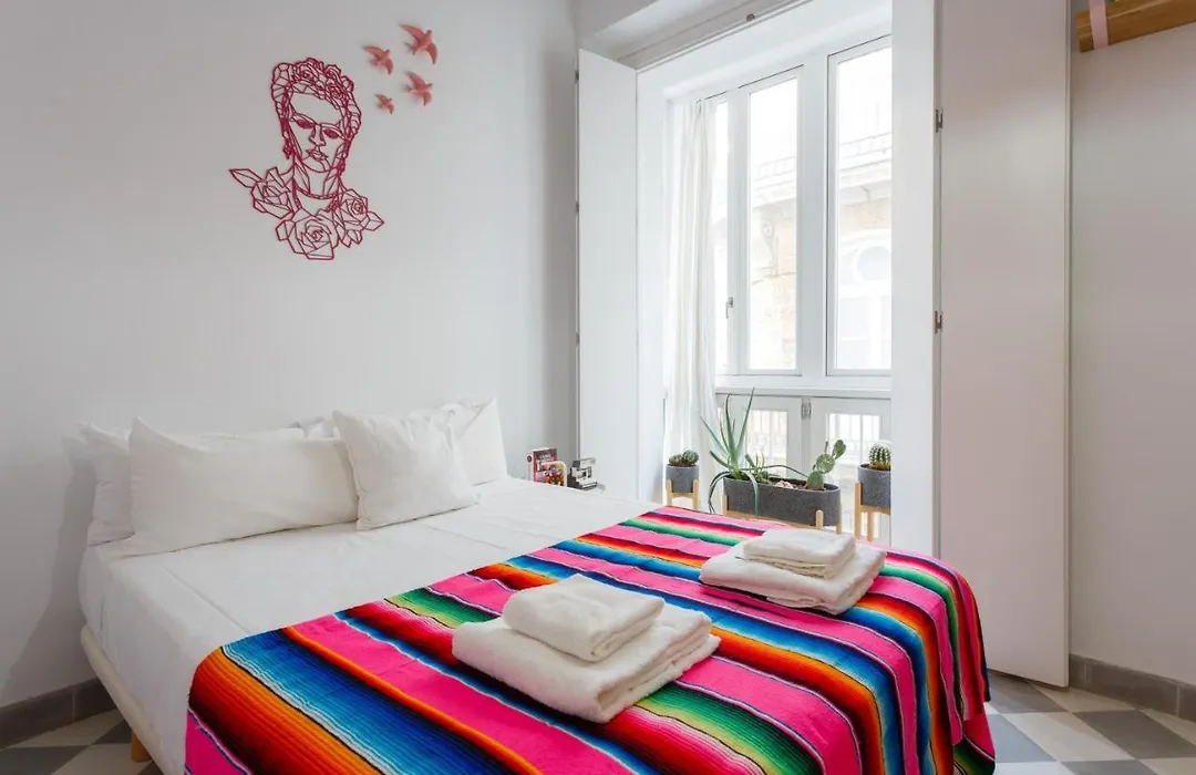The Queen'S Designer Apartment By Cadiz4Rentals-1