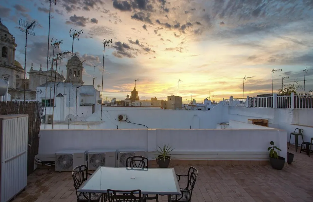 Catedral View Apartment By Cadiz4Rentals-1