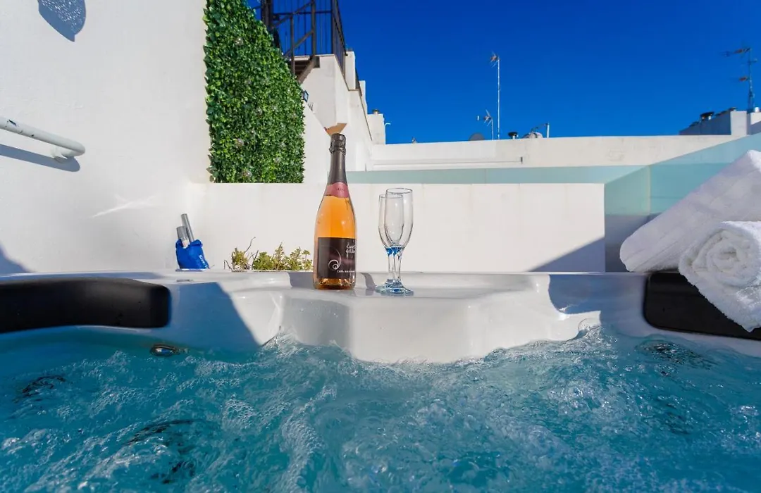 Atico & Jacuzzi Cruz By Cadiz4Rentals-1