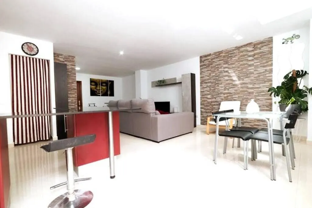 Moderno apartamento en Cádiz 9 min andando de la Playa Victoria con garaje-1