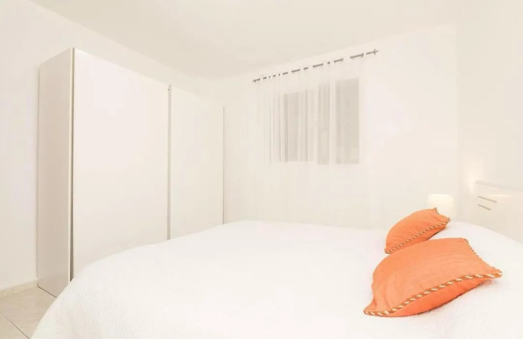 Villa Lola-1