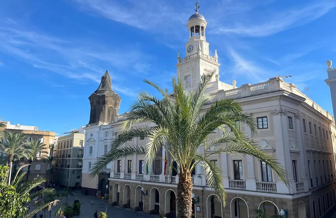 El Chicuco en el corazón de Cádiz Grupo AC Gestion-1
