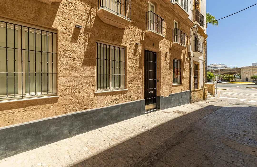 Allo Apartments San Roque Bajo C- Rooftop Community Terrace --1