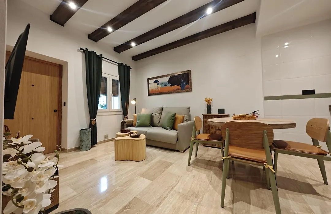 Le Charme Little Apartments-1