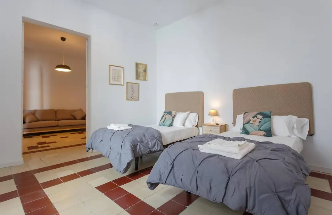 SimplyHosted La Casa del Loro-1