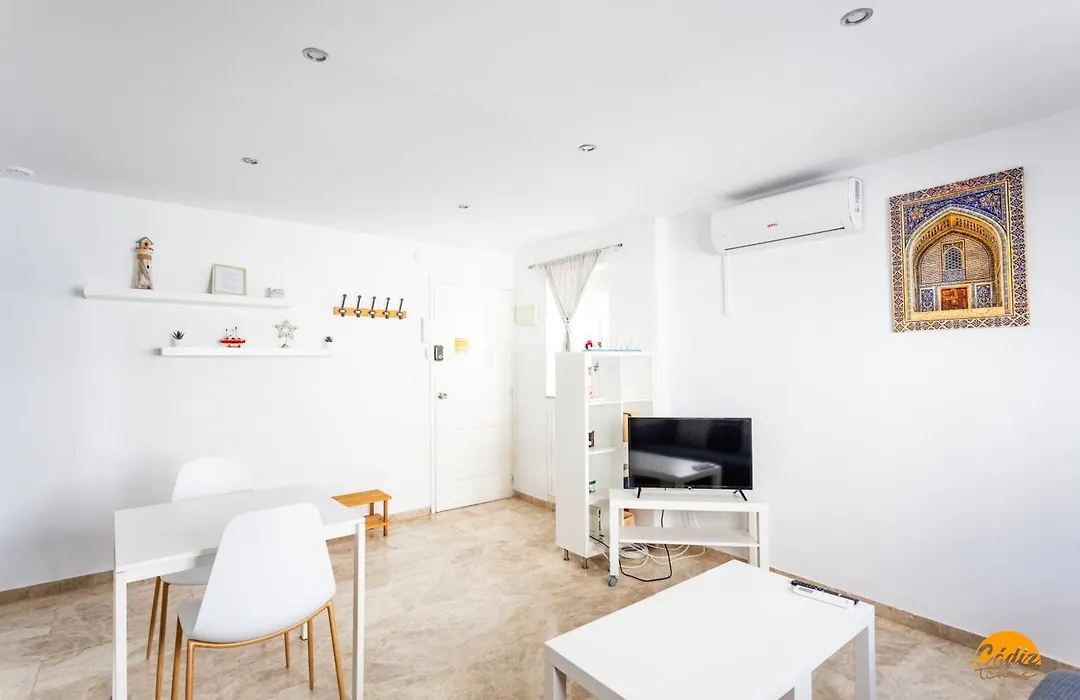 Apartamento Encanto Gaditano con Terraza by Cádiz Time-1