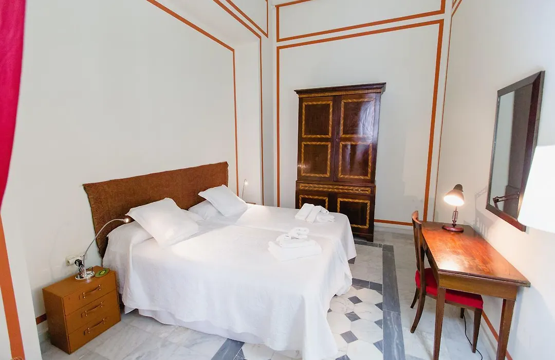 Apartamentos La Botanica, Cadiz-1