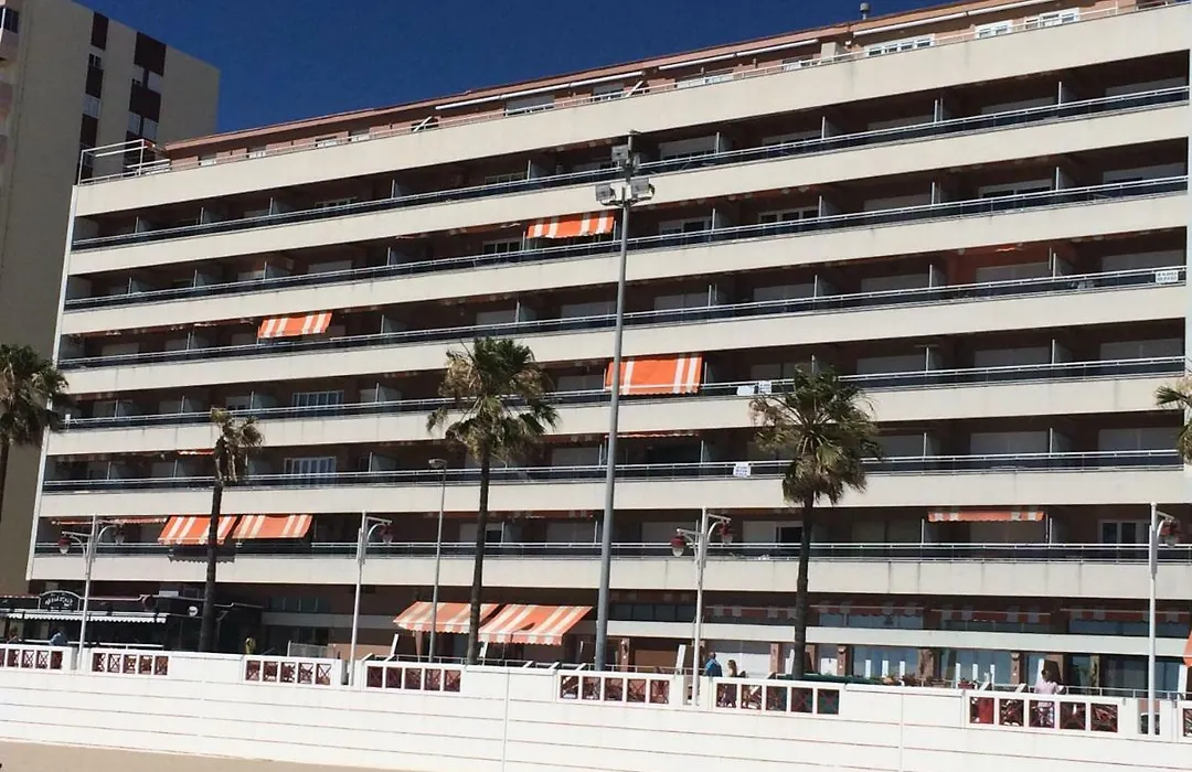Luxury Oceanfront Triplex In Cadiz-1