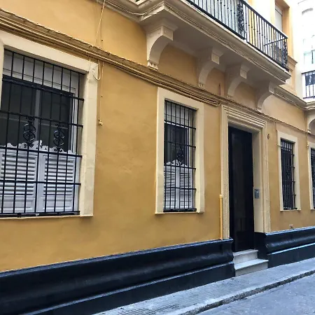 Precioso Duplex En El Corazon De Cadiz-3