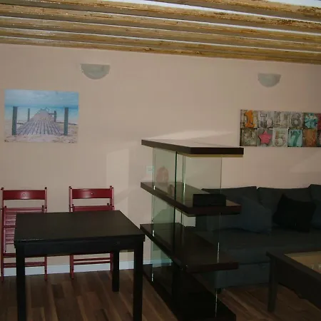Centro Histórico con parking Cádiz-3