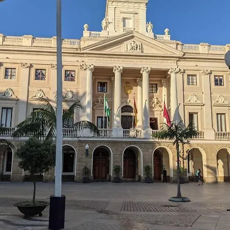 Lindo apartamento en el centro histórico de Cádiz-3