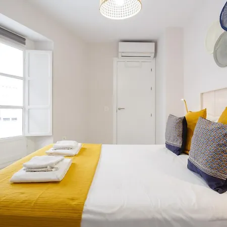 Apartamento El NOBLE by Cadiz4Rentals-2