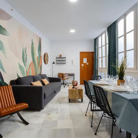 Serenissima Apartment By Cadiz4Rentals-3