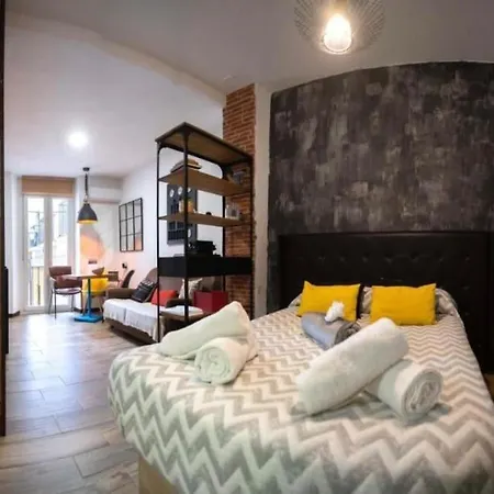 Cádiz Centro Goleta Loft by C.Dreams-3