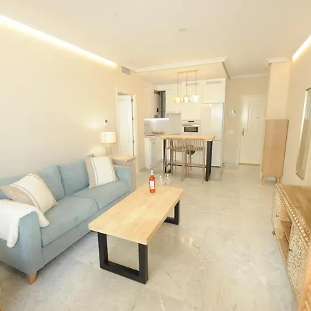 Apartamento reformado con vistas al mar-3