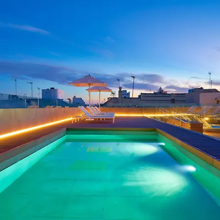 Tandem Torres de Cádiz Suites-3