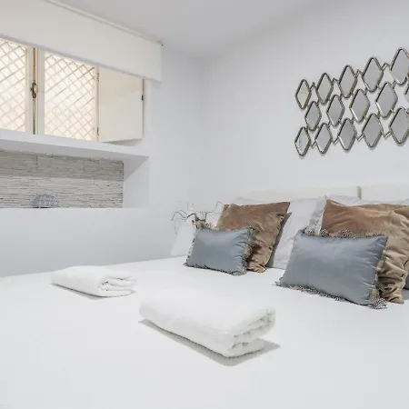 Bonito apt en Cádiz Centro renovado-3