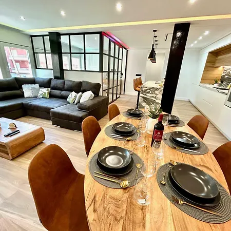 GATU PREMIUM Deseo Piso de Lujo junto el mar con Parking gratis -Mayores de 21 años y familias-2