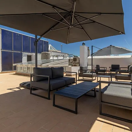 Allo Apartments San Roque Bajo C- Rooftop Community Terrace --3