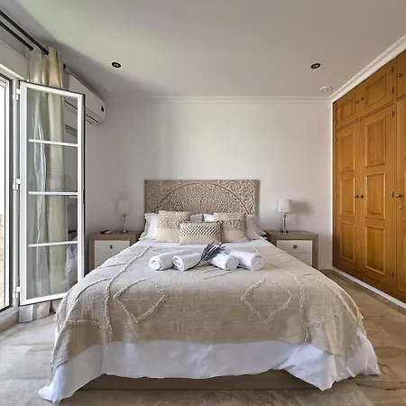 Studio Novena Little Apartments-3
