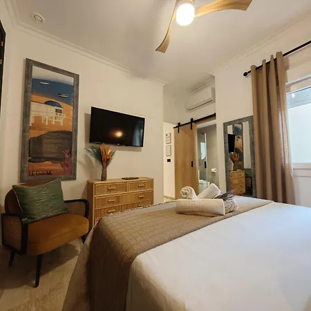 Le Charme Little Apartments-3