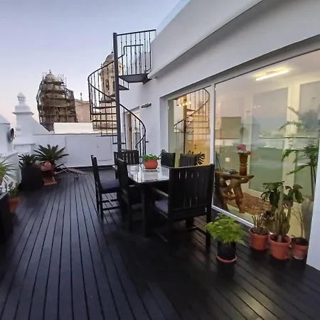 ***** Attic With Impressive Views And Jacuzzi-3
