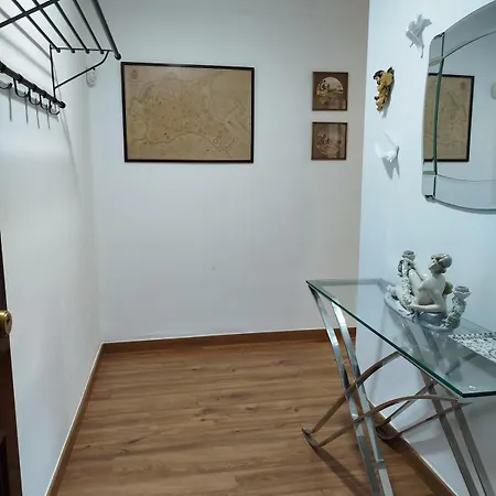 Ave 26, piso junto playa-3