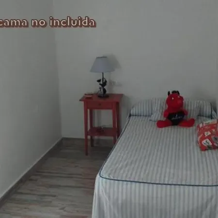 Piso en zona Varela-2