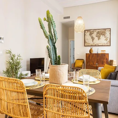 Carpenter'S Home By Cadiz Time-3