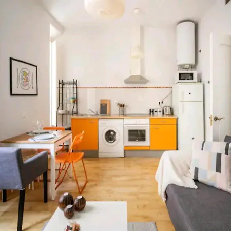 Apartamento luminoso y céntrico-2