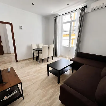 Apartamento Cádiz céntrico calle San Francisco-3