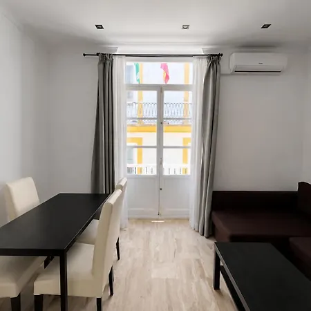 Apartamento Cádiz céntrico calle San Francisco-2