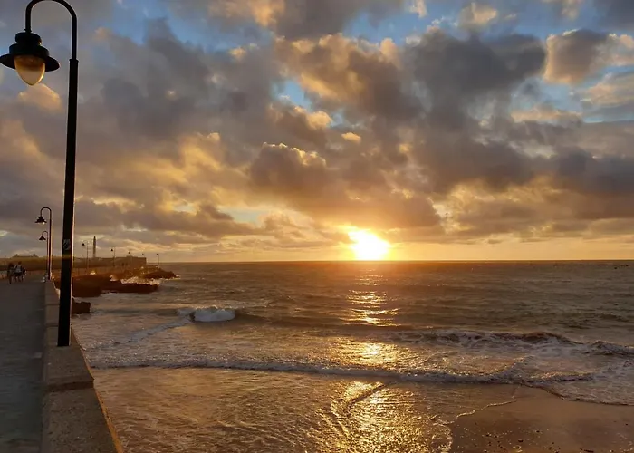 Apartamento Luz Del Faro Cádiz