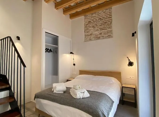 OMA Cádiz Apartments