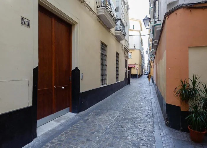 Cruise Adapted Apartment By Cadiz4Rentals