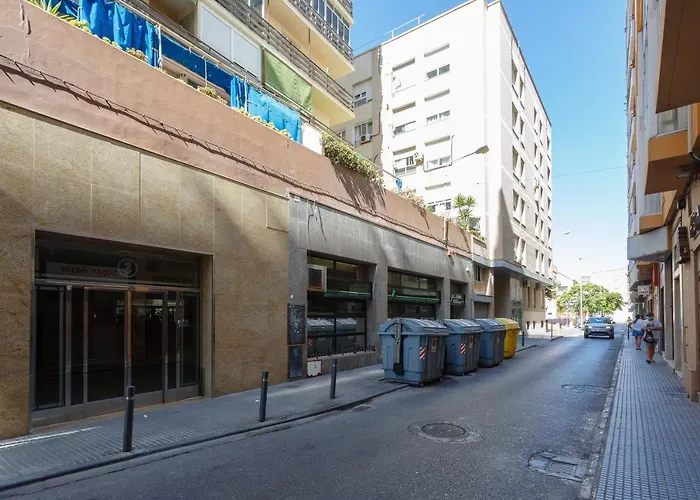 Apartamento El Velero en la playa Victoria Grupo AC Gestion Cádiz