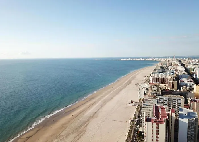 Apartamento Piso Luminoso Cerca De Playa Cádiz