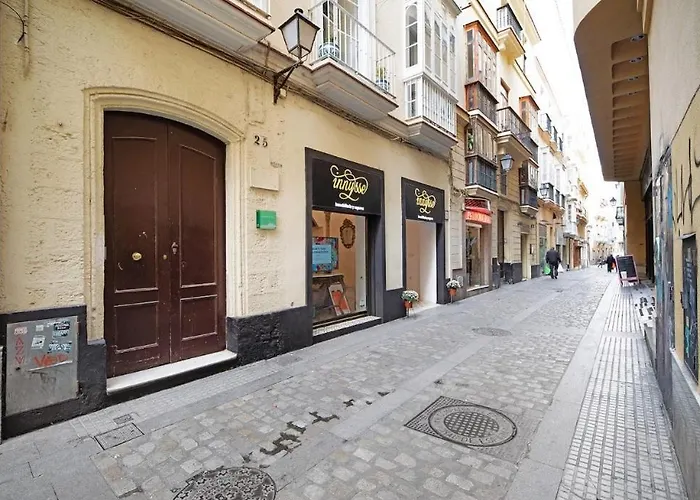 Precioso alojamiento en Cádiz junto al mercado