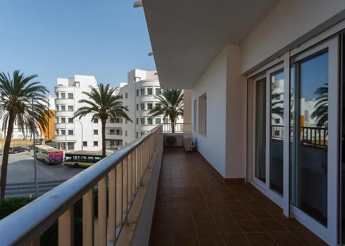 Mareas Family Home By Cadiz4Rentals