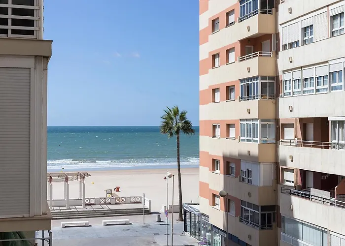 Nereidas Vistas Mar 2 baños Cádiz