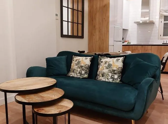 Hidden Gem Pasquin Suites in Mercado Central Cádiz