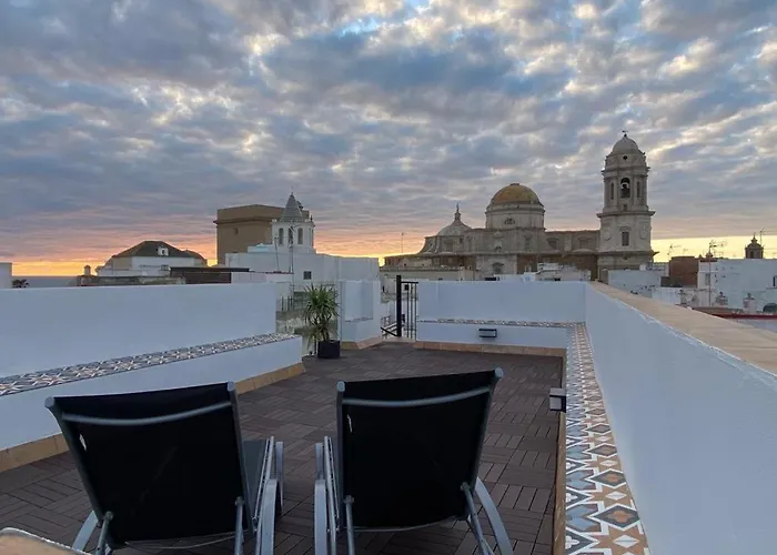Apartamento Hidden Gem Penthouse Populo y Catedral Cádiz