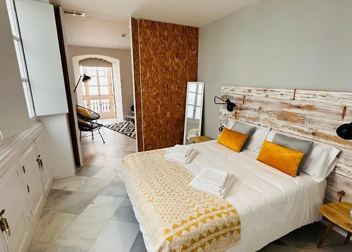 Apartamentos GADIR CENTRO Cádiz