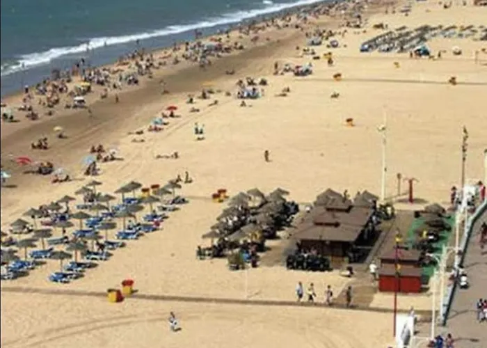 Apartamento A Pie De Playa. Cádiz