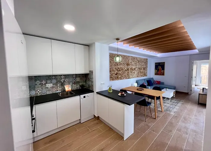 GATU PREMIUM Villa Flamenca , Preferente mayores de 25 años y familias Cádiz