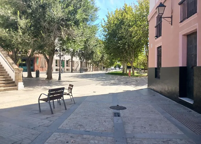 Habitación privada con baño. Cádiz