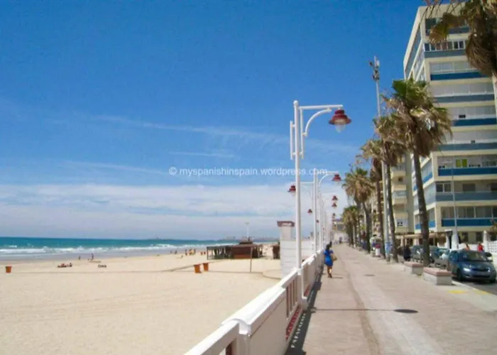 Tu Rincón Gaditano PLAYA y WIFI Grupo AC Gestion Cádiz