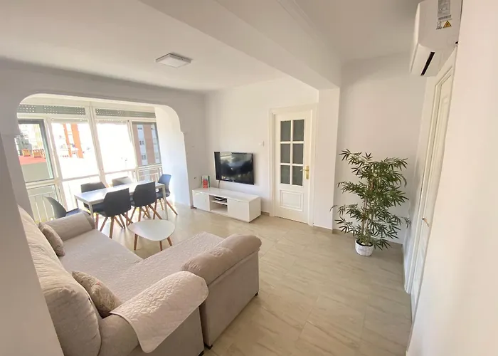 Apartamento Gades Natura a 450 mts playa Victoria Cádiz